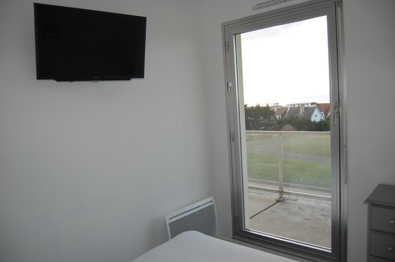 Le Bord De Mer Calais Exterior photo
